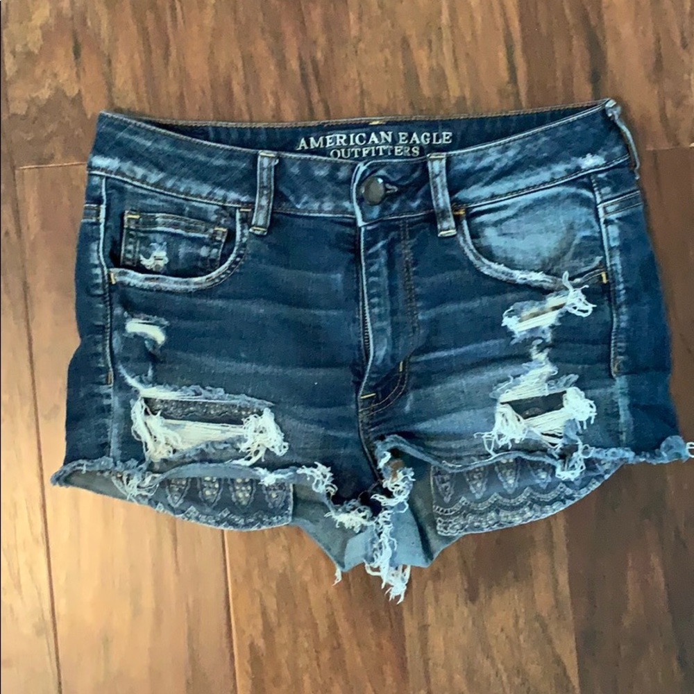 American Eagle Eyelet Lace Shorts